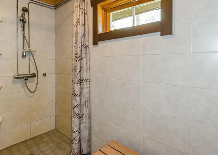 Lakunlahti By Interhome Paalasmaa